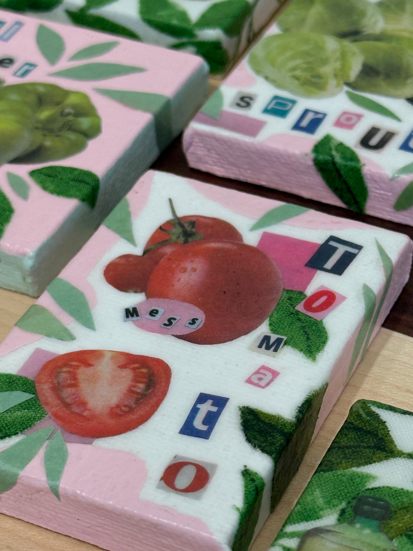 Mess Mini Decoupage Canvas