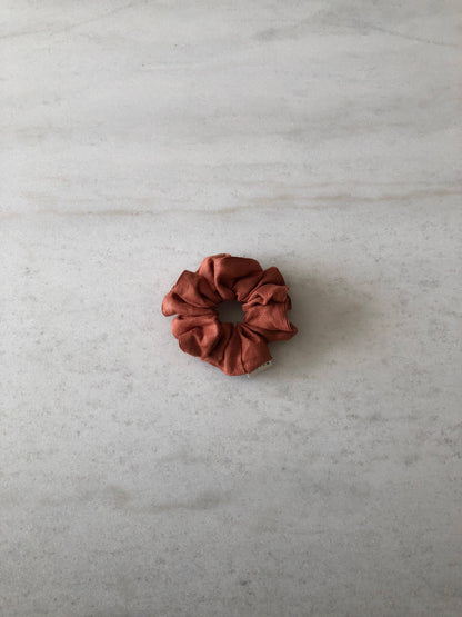 Pure Linen Scrunchies - neutrals