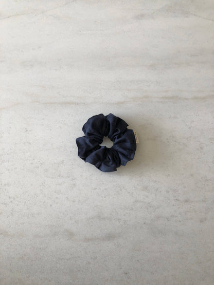 Pure Linen Scrunchies - neutrals