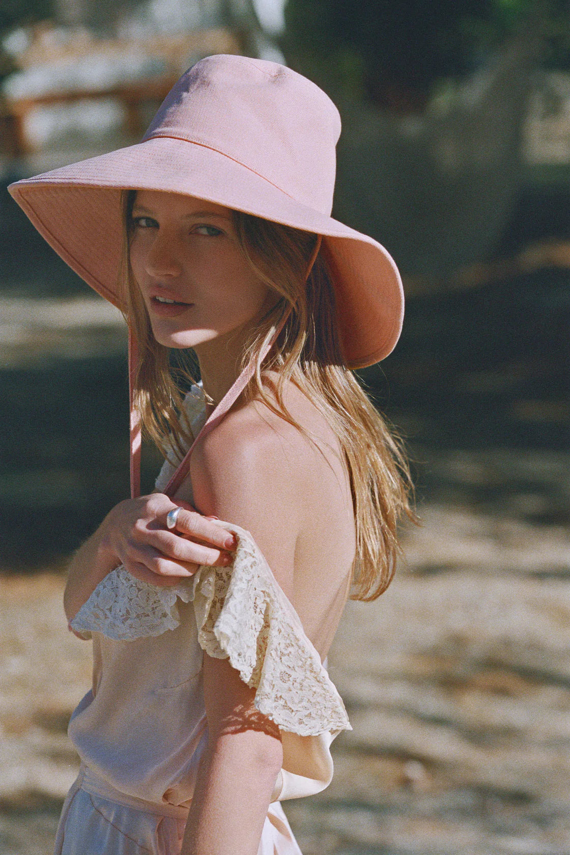 Holiday Canvas Bucket Hat - Blush