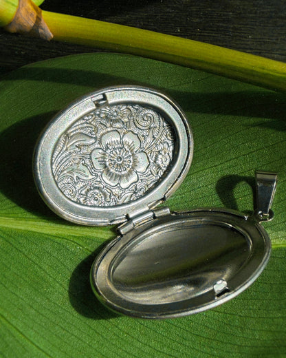 Stainless Pendants (Mess Studio)