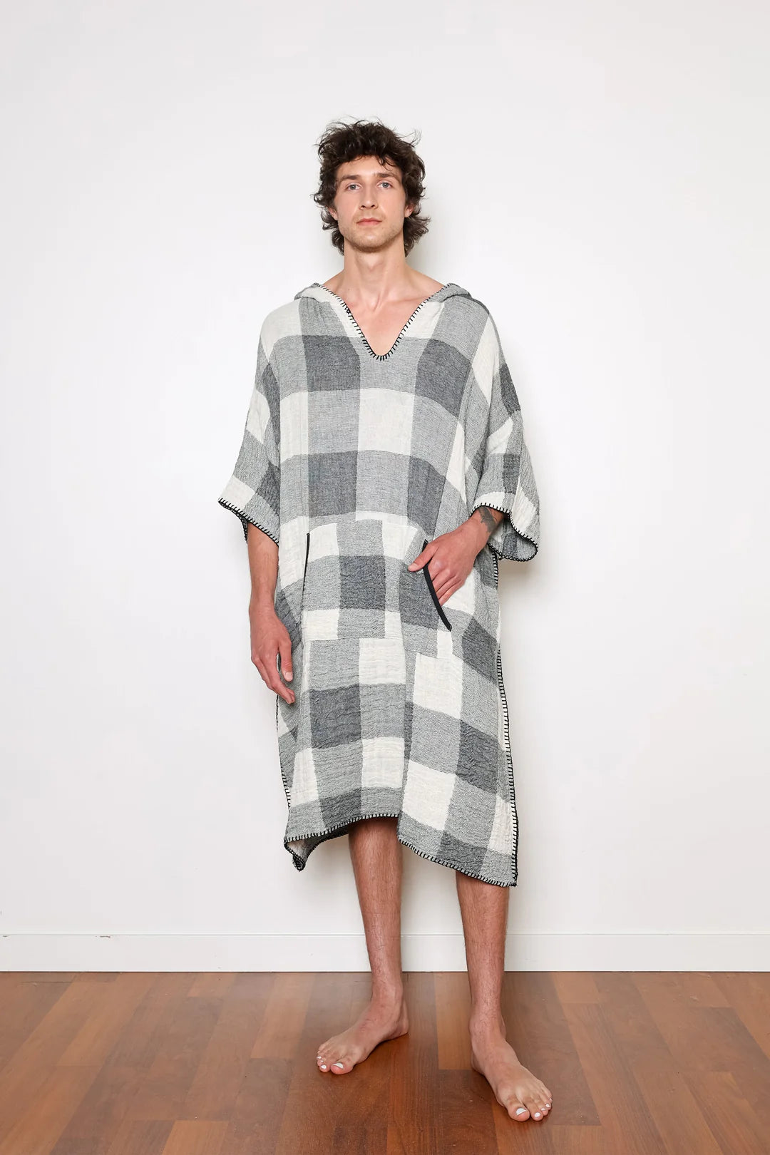 Cocoon Surf Poncho “Men's” - Wild and Heart