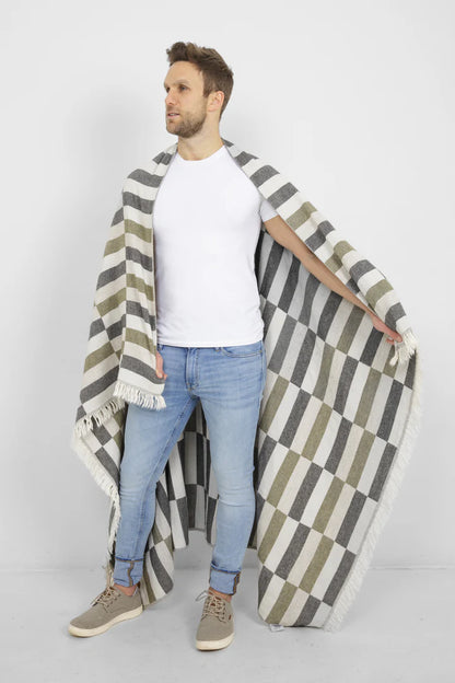 The Lazlo | Wool Blend Throw