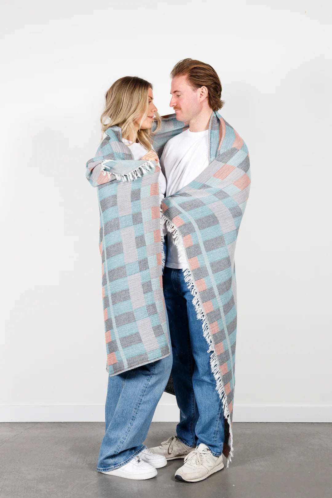 The Xander Plaid Muslin Throw - Wild and Heart